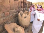أمير منطقة نجران يتفقد مشاريع تطوير المواقع الأثرية ومبادرات ترميم المنازل القديمة