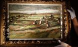 لوحة فنية تعود للرسام الهولندي الشهير فنسنت فان غوخ بيعت بسعر 7 ملايين يورو في باريس أمس