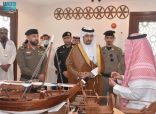 محافظ القطيف يزور بيت الحرفيين ويطّلع على البرامج التدريبية لهيئة التراث