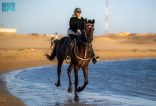 شاطئ “هبّان” جنوب الوجه.. وجهة الفرسان وعشاق الخيل
