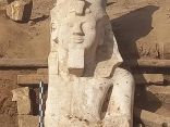 العثور على الجزء العلوي لتمثال ضخم لرمسيس الثاني في مصر