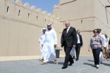 حاكم عام أستراليا يزور قصر المويجعي في العين
